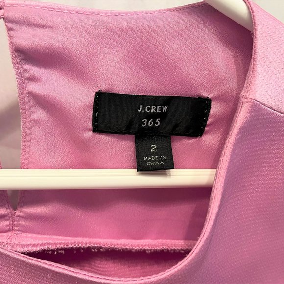 J.Crew Short Sleeve flowy blouse in soft pink/lilac.  Size 2 - Picture 2 of 2